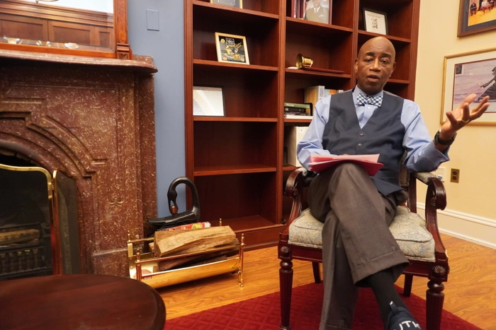 Senate chaplain Barry Black hospitalized due to brain injury but on road to recovery